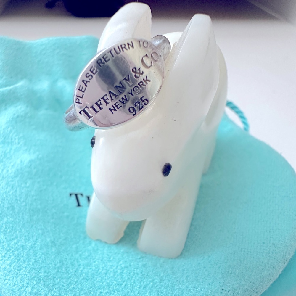 Tiffany & Co. Return to Tiffany Oval Ring